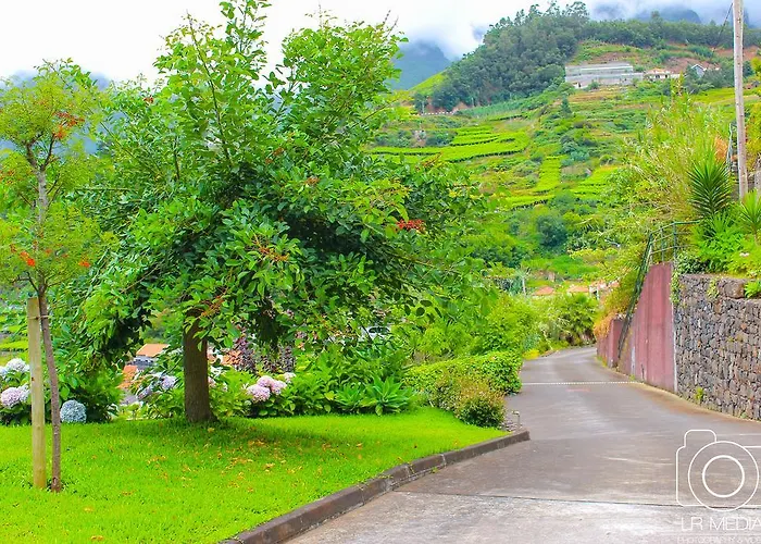 卡瓦罗阳光酒店 招待所