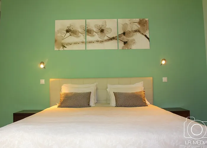 卡瓦罗阳光酒店 4*