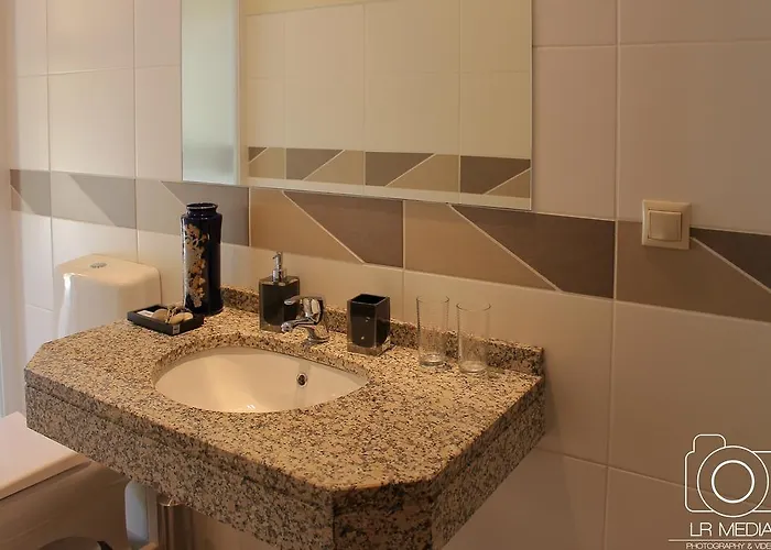 Гостевой дом Solar Do Carvalho 4*