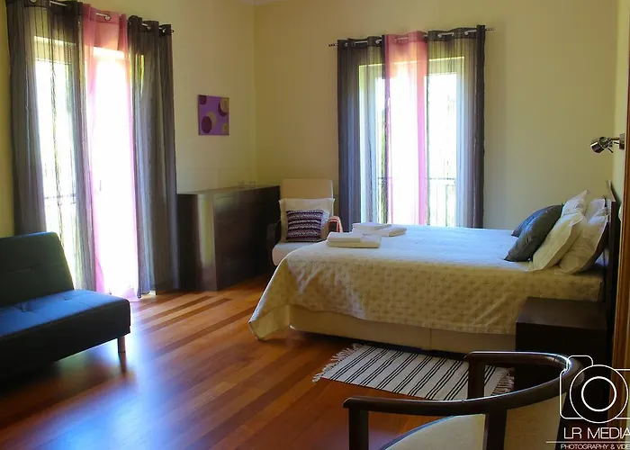 Solar Do Carvalho Гостевой дом